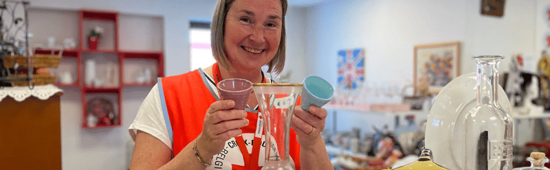 Réception de dons matériels à la Croix-Rouge